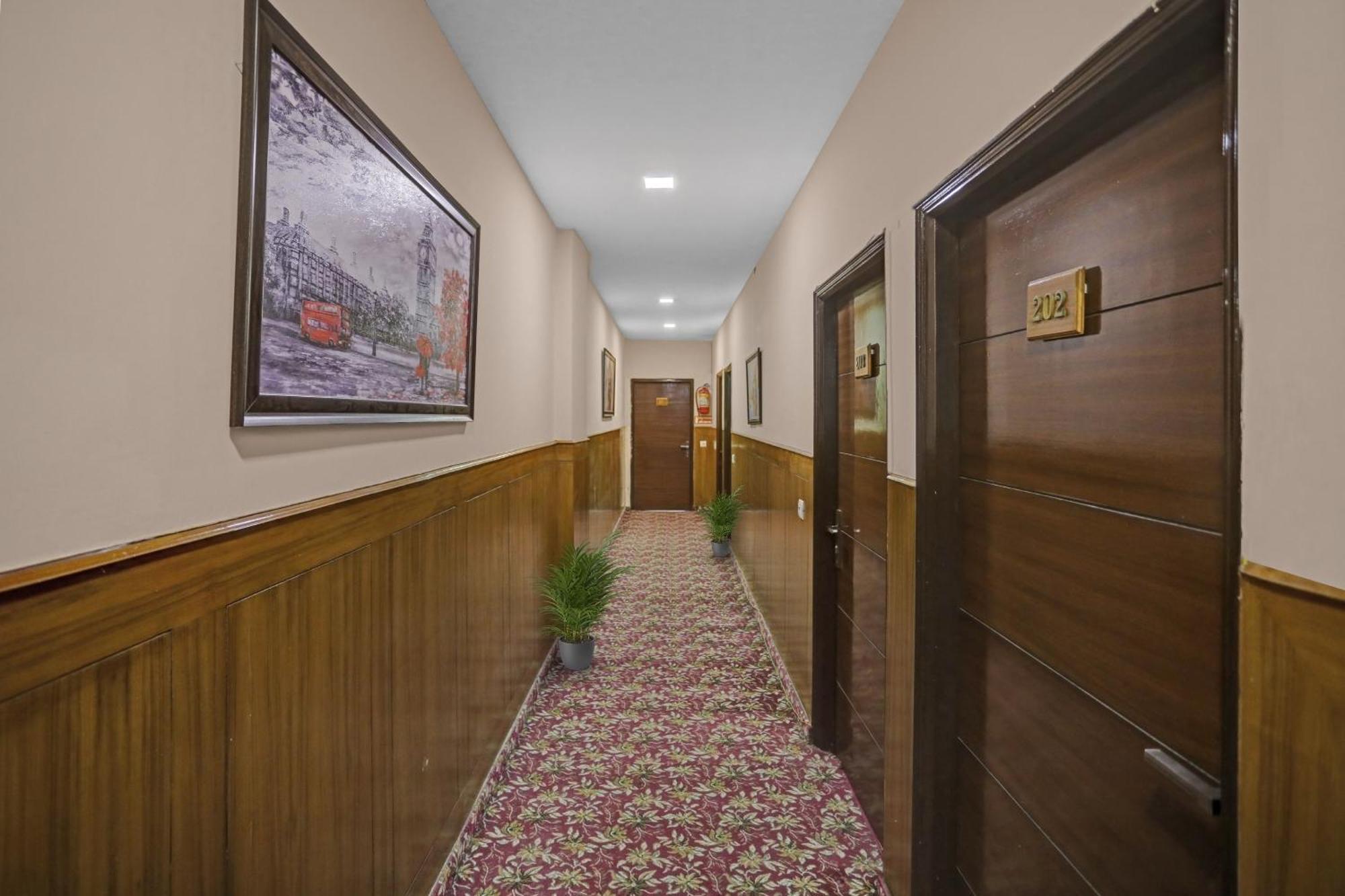 Hotel O Shivam Guest House ניו דלהי מראה חיצוני תמונה